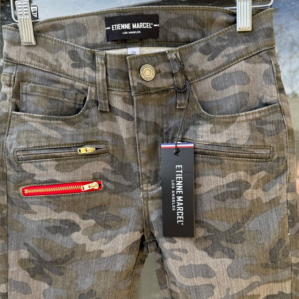 NWT Etienne Marcel Camo jeans SZ 25 - Picture 7 of 13